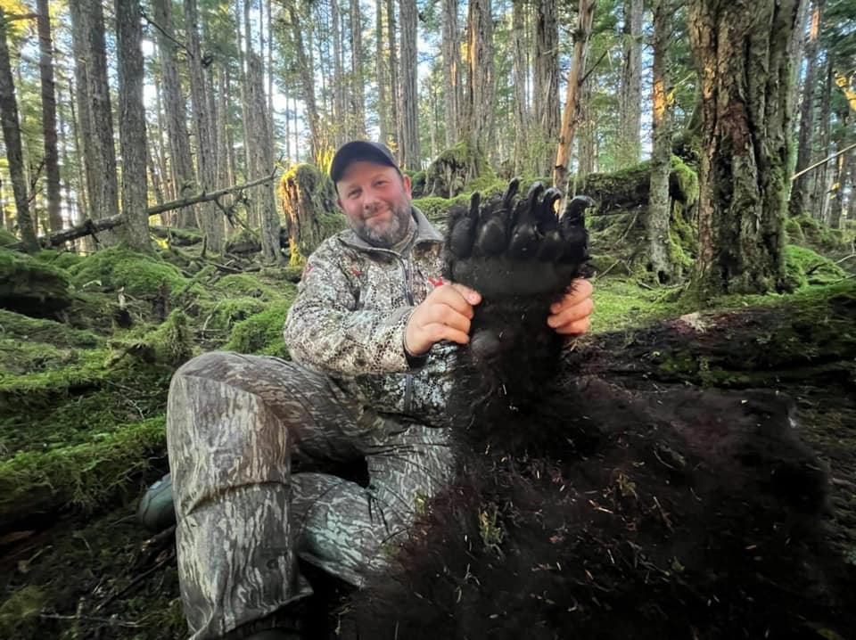 6419c264bb5a48bdb6876a7b big ala